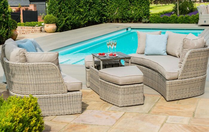 Maze cotswold deals rattan